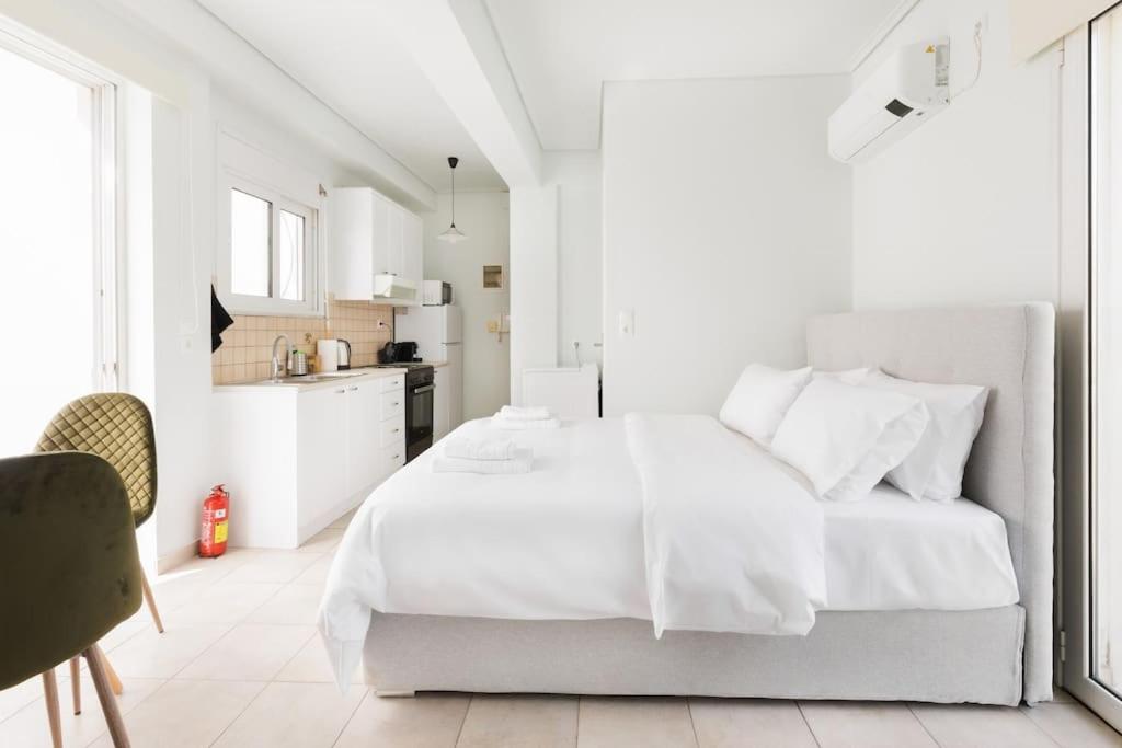 Adorable Sunny Studio With Private Balcony I Athene Buitenkant foto