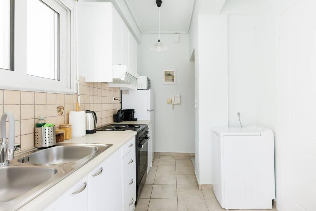 Adorable Sunny Studio With Private Balcony I Athene Buitenkant foto