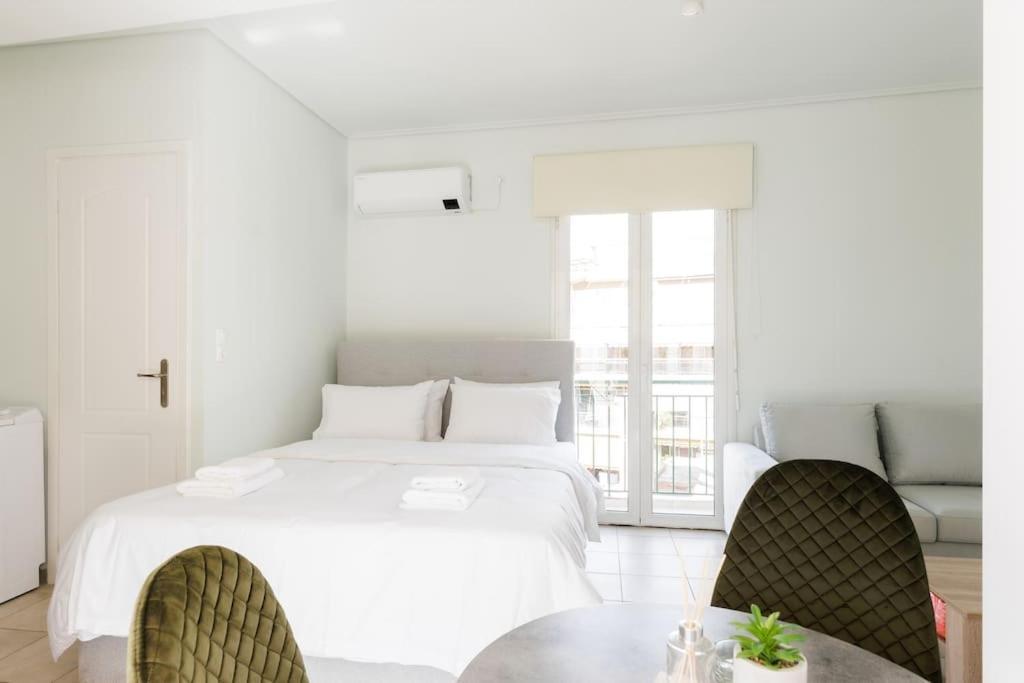 Adorable Sunny Studio With Private Balcony I Athene Buitenkant foto